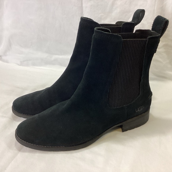 UGG HILLHURST II SZ 8 Black Suede / Knit Ankle Boots so 8 $190 main image 1